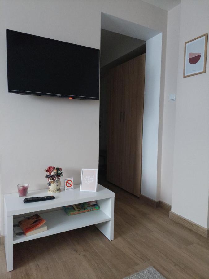M Apartments โซโคบานยา ภายนอก รูปภาพ